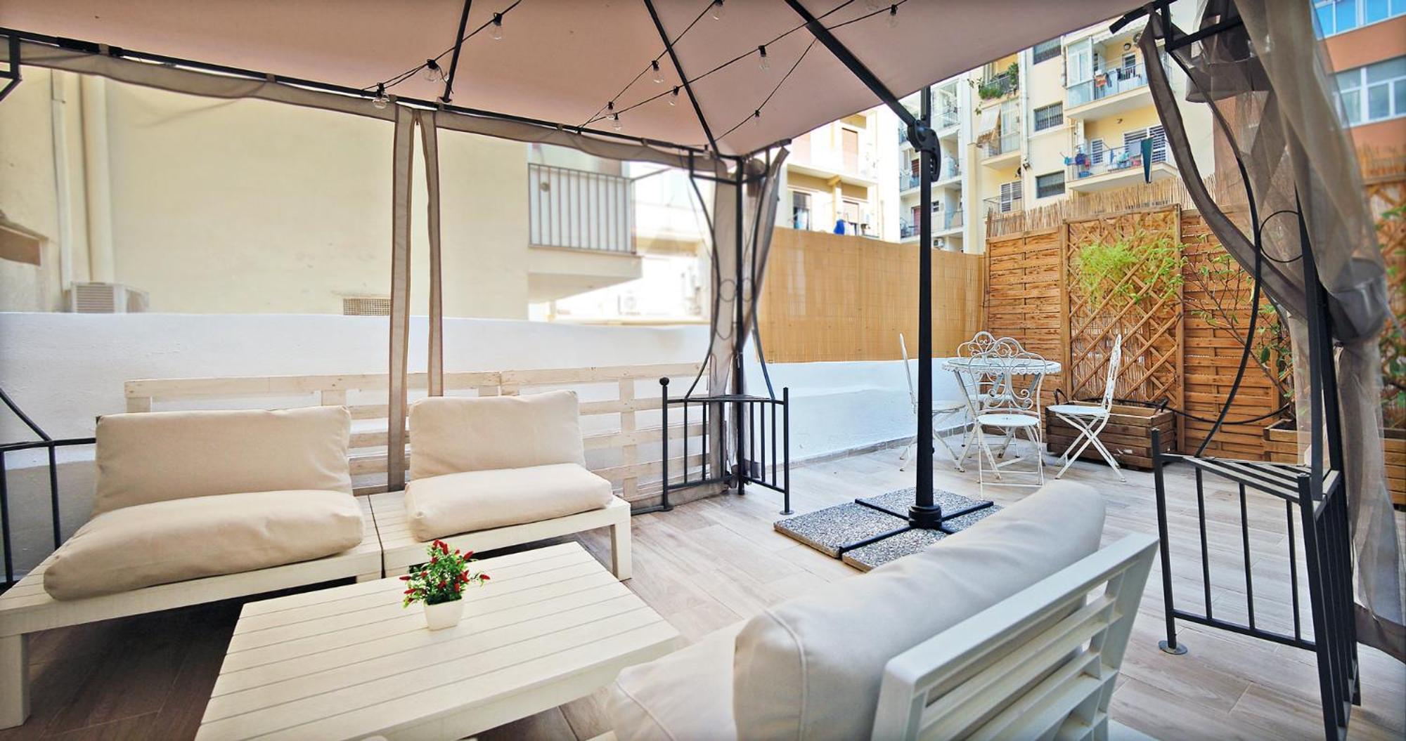 La Casa Del Melo Hotel Bari Luaran gambar